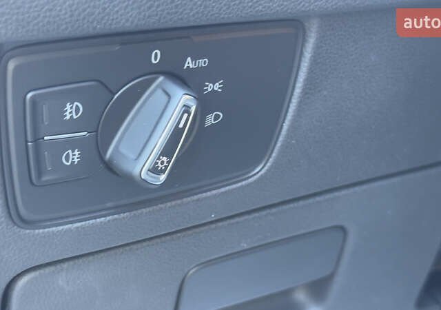 Серый Фольксваген Пассат, объемом двигателя 1.97 л и пробегом 175 тыс. км за 22741 $, фото 29 на Automoto.ua