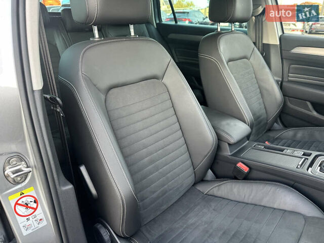 Сірий Фольксваген Пассат, об'ємом двигуна 1.97 л та пробігом 226 тис. км за 23999 $, фото 57 на Automoto.ua