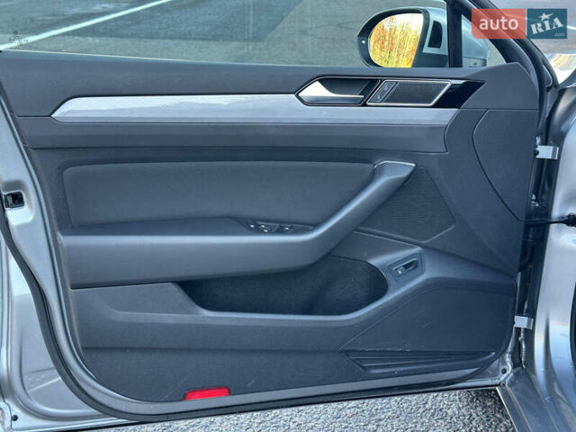 Серый Фольксваген Пассат, объемом двигателя 2 л и пробегом 208 тыс. км за 21999 $, фото 43 на Automoto.ua