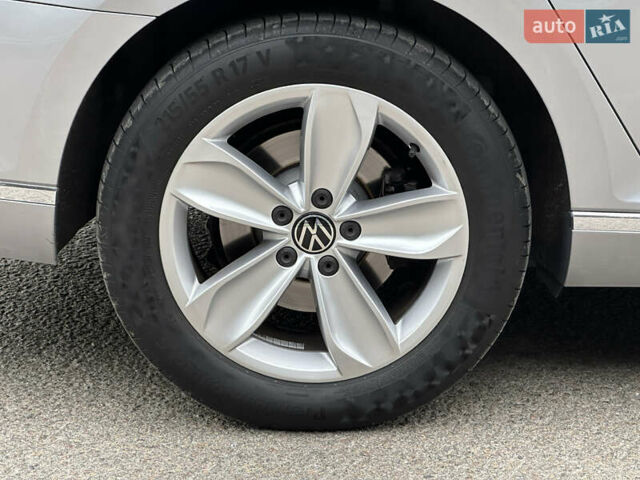 Серый Фольксваген Пассат, объемом двигателя 2 л и пробегом 181 тыс. км за 26499 $, фото 39 на Automoto.ua