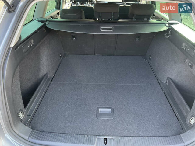 Серый Фольксваген Пассат, объемом двигателя 2 л и пробегом 195 тыс. км за 20954 $, фото 28 на Automoto.ua