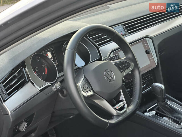 Сірий Фольксваген Пассат, об'ємом двигуна 1.97 л та пробігом 226 тис. км за 23999 $, фото 36 на Automoto.ua