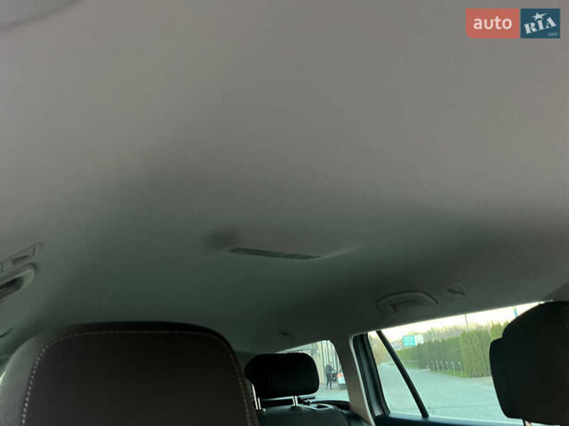 Серый Фольксваген Пассат, объемом двигателя 1.97 л и пробегом 195 тыс. км за 22500 $, фото 29 на Automoto.ua