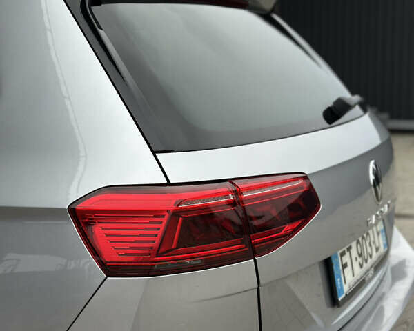 Сірий Фольксваген Пассат, об'ємом двигуна 2 л та пробігом 248 тис. км за 23900 $, фото 19 на Automoto.ua