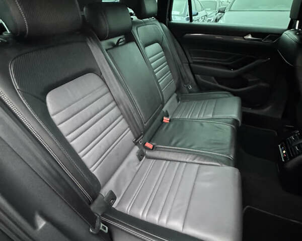 Серый Фольксваген Пассат, объемом двигателя 1.97 л и пробегом 179 тыс. км за 29999 $, фото 34 на Automoto.ua