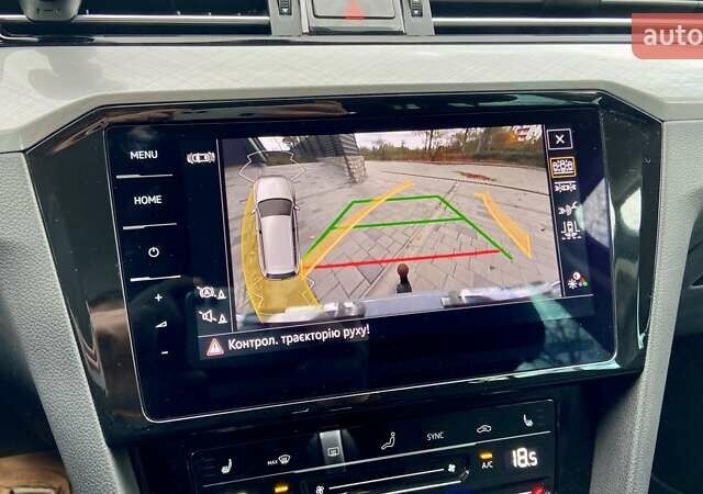 Серый Фольксваген Пассат, объемом двигателя 1.97 л и пробегом 182 тыс. км за 25999 $, фото 31 на Automoto.ua