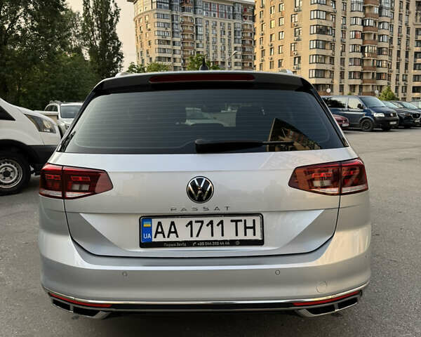 Серый Фольксваген Пассат, объемом двигателя 1.97 л и пробегом 30 тыс. км за 33499 $, фото 7 на Automoto.ua