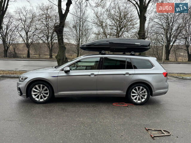 Серый Фольксваген Пассат, объемом двигателя 1.4 л и пробегом 52 тыс. км за 25000 $, фото 3 на Automoto.ua