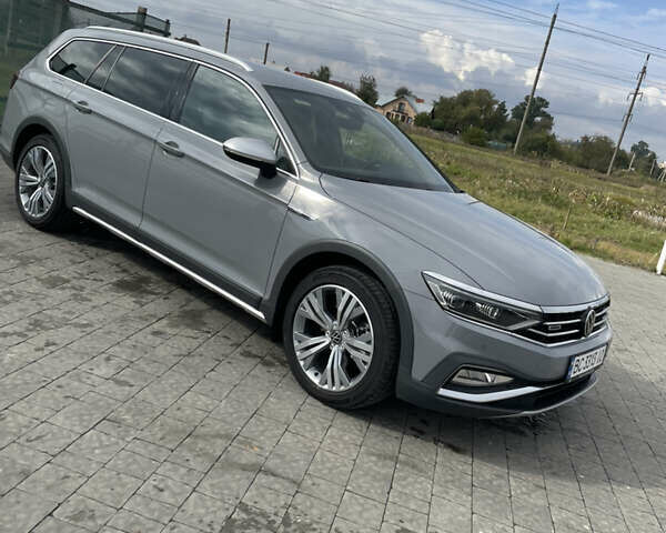 Серый Фольксваген Пассат, объемом двигателя 1.97 л и пробегом 214 тыс. км за 28500 $, фото 11 на Automoto.ua