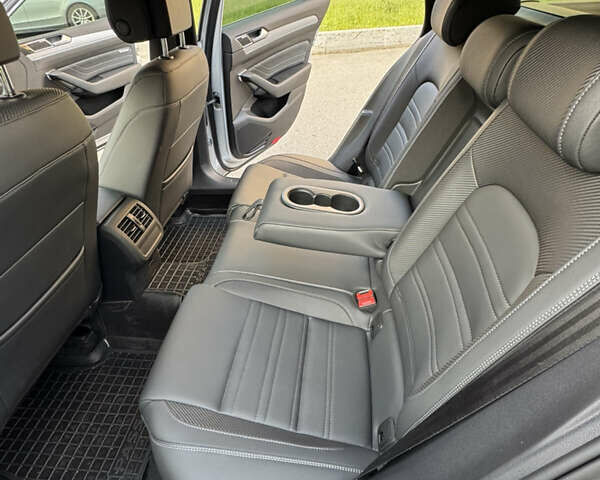 Серый Фольксваген Пассат, объемом двигателя 1.97 л и пробегом 31 тыс. км за 33399 $, фото 18 на Automoto.ua