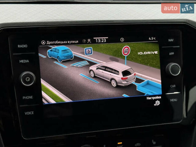 Сірий Фольксваген Пассат, об'ємом двигуна 2 л та пробігом 191 тис. км за 19777 $, фото 112 на Automoto.ua