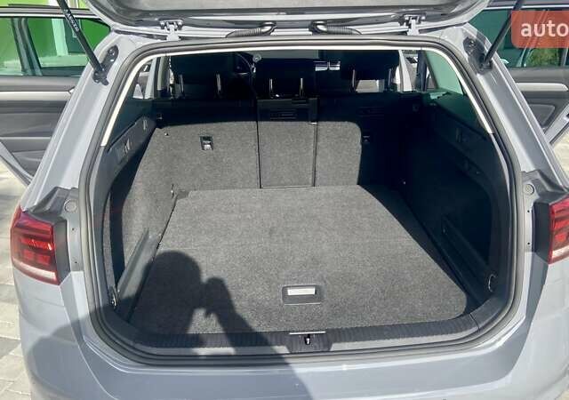 Серый Фольксваген Пассат, объемом двигателя 1.97 л и пробегом 182 тыс. км за 25999 $, фото 26 на Automoto.ua