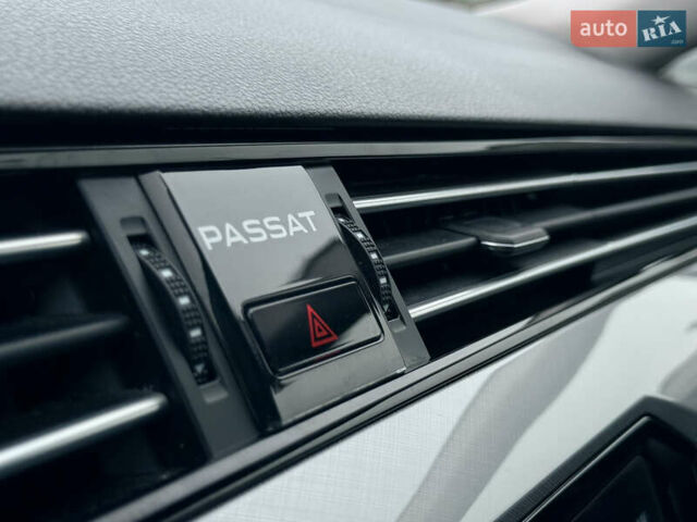 Сірий Фольксваген Пассат, об'ємом двигуна 2 л та пробігом 191 тис. км за 19777 $, фото 125 на Automoto.ua