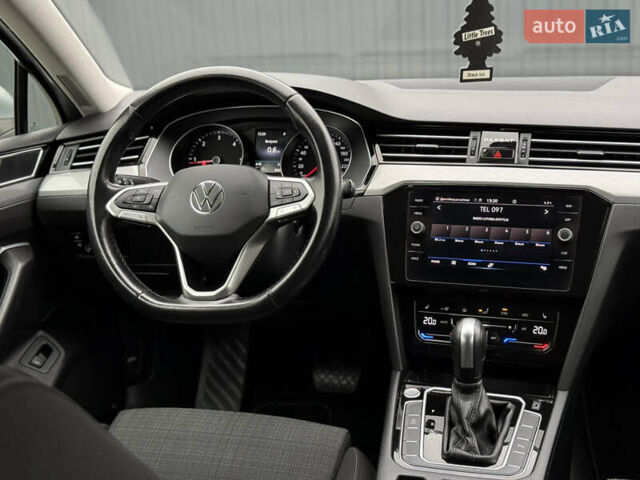 Сірий Фольксваген Пассат, об'ємом двигуна 2 л та пробігом 191 тис. км за 19777 $, фото 93 на Automoto.ua