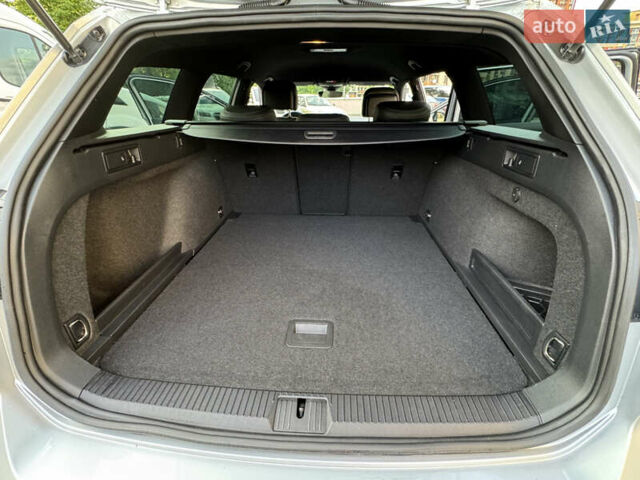 Серый Фольксваген Пассат, объемом двигателя 1.97 л и пробегом 31 тыс. км за 33399 $, фото 22 на Automoto.ua