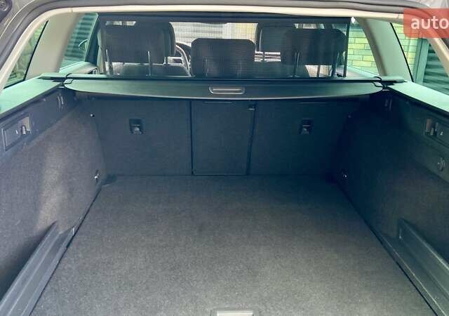 Серый Фольксваген Пассат, объемом двигателя 1.97 л и пробегом 182 тыс. км за 25999 $, фото 28 на Automoto.ua