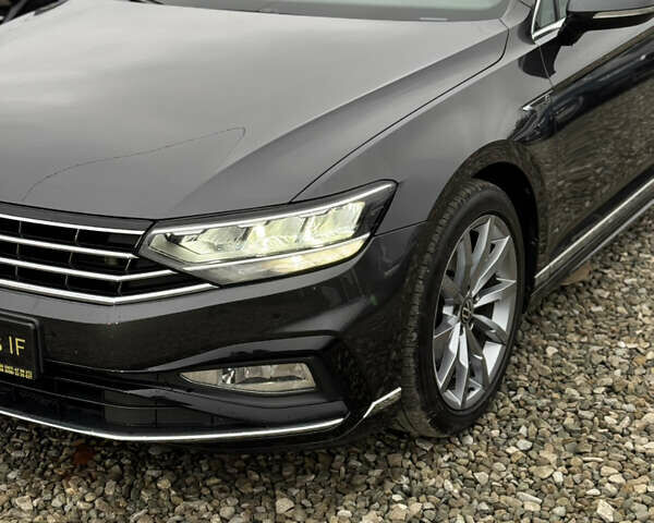 Серый Фольксваген Пассат, объемом двигателя 1.97 л и пробегом 179 тыс. км за 29999 $, фото 39 на Automoto.ua