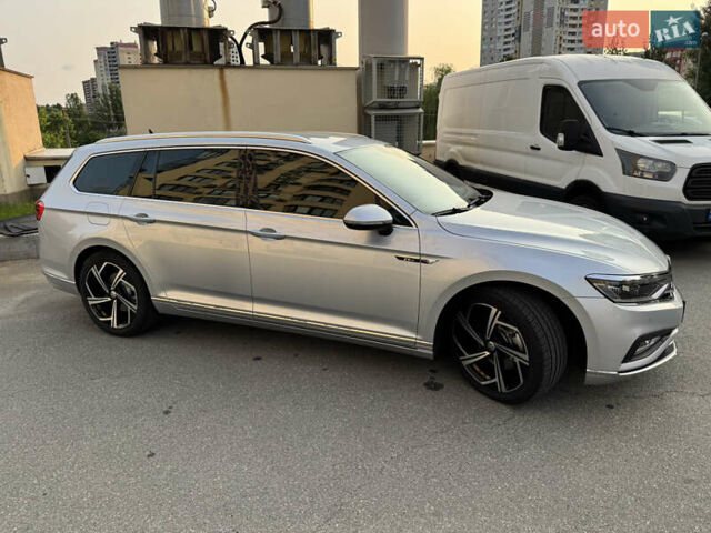 Серый Фольксваген Пассат, объемом двигателя 1.97 л и пробегом 30 тыс. км за 33499 $, фото 4 на Automoto.ua