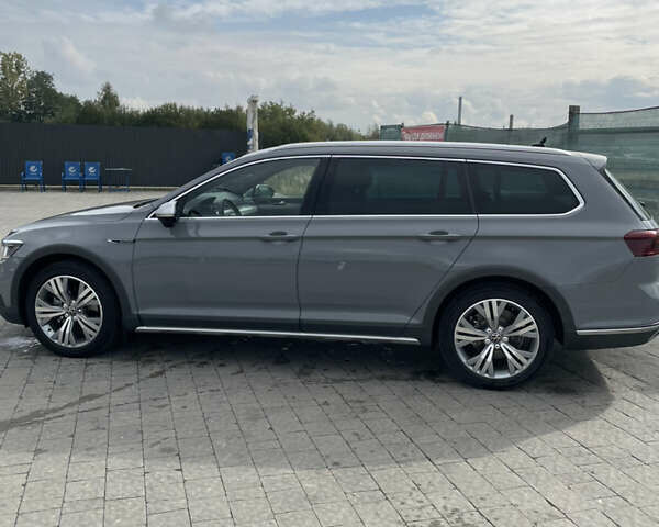 Серый Фольксваген Пассат, объемом двигателя 1.97 л и пробегом 214 тыс. км за 28500 $, фото 9 на Automoto.ua