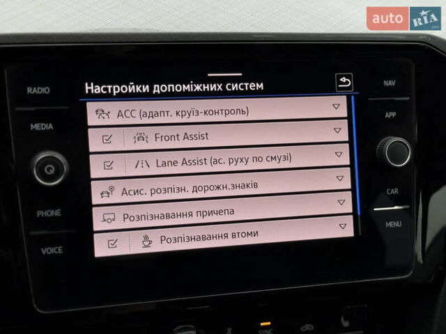 Сірий Фольксваген Пассат, об'ємом двигуна 2 л та пробігом 191 тис. км за 19777 $, фото 113 на Automoto.ua