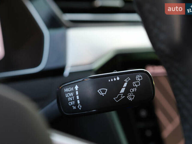 Серый Фольксваген Пассат, объемом двигателя 1.97 л и пробегом 65 тыс. км за 31900 $, фото 74 на Automoto.ua