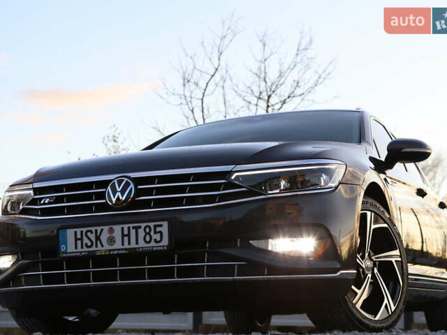 Серый Фольксваген Пассат, объемом двигателя 1.97 л и пробегом 65 тыс. км за 31900 $, фото 10 на Automoto.ua