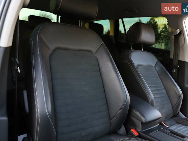 Серый Фольксваген Пассат, объемом двигателя 1.97 л и пробегом 65 тыс. км за 31900 $, фото 95 на Automoto.ua