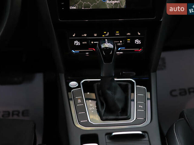 Серый Фольксваген Пассат, объемом двигателя 1.97 л и пробегом 65 тыс. км за 31900 $, фото 115 на Automoto.ua