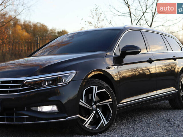 Серый Фольксваген Пассат, объемом двигателя 1.97 л и пробегом 65 тыс. км за 31900 $, фото 14 на Automoto.ua