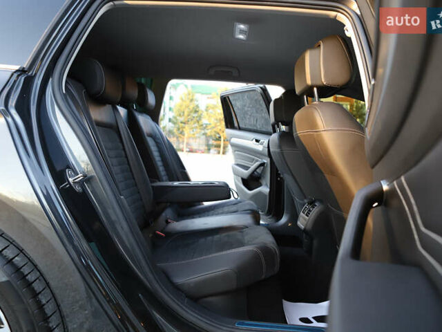 Серый Фольксваген Пассат, объемом двигателя 1.97 л и пробегом 65 тыс. км за 31900 $, фото 112 на Automoto.ua