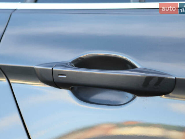 Серый Фольксваген Пассат, объемом двигателя 1.97 л и пробегом 65 тыс. км за 31900 $, фото 40 на Automoto.ua