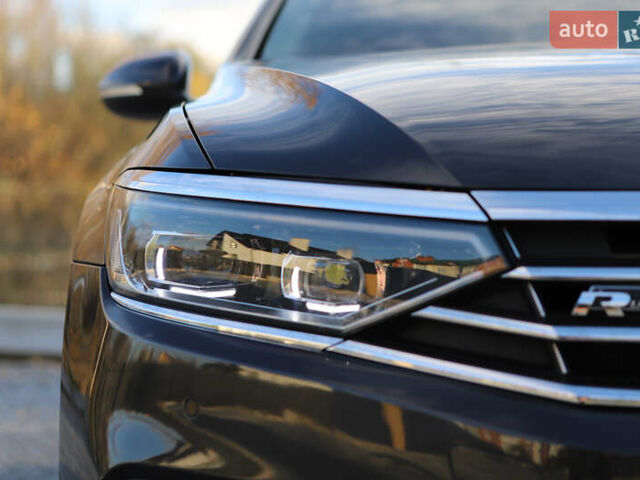 Серый Фольксваген Пассат, объемом двигателя 1.97 л и пробегом 65 тыс. км за 31900 $, фото 34 на Automoto.ua