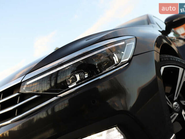 Серый Фольксваген Пассат, объемом двигателя 1.97 л и пробегом 65 тыс. км за 31900 $, фото 18 на Automoto.ua