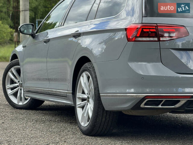 Серый Фольксваген Пассат, объемом двигателя 1.97 л и пробегом 30 тыс. км за 32999 $, фото 7 на Automoto.ua