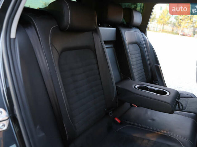 Серый Фольксваген Пассат, объемом двигателя 1.97 л и пробегом 65 тыс. км за 31900 $, фото 109 на Automoto.ua