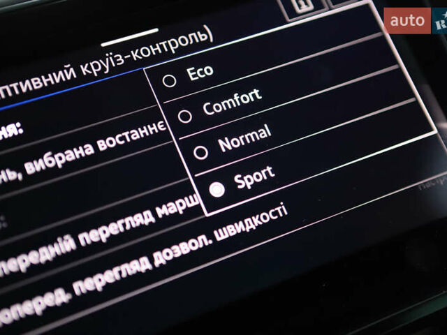 Серый Фольксваген Пассат, объемом двигателя 1.97 л и пробегом 64 тыс. км за 30888 $, фото 131 на Automoto.ua
