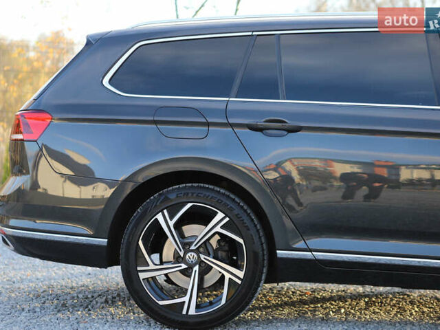 Серый Фольксваген Пассат, объемом двигателя 1.97 л и пробегом 65 тыс. км за 31900 $, фото 38 на Automoto.ua