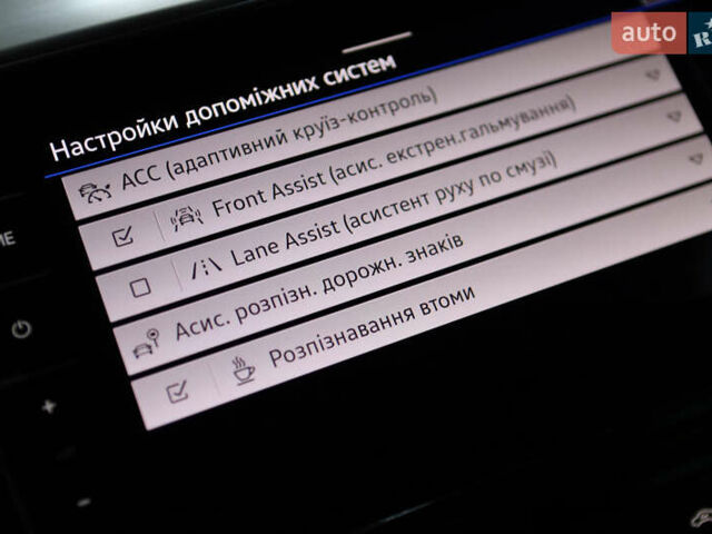 Серый Фольксваген Пассат, объемом двигателя 1.97 л и пробегом 64 тыс. км за 30888 $, фото 132 на Automoto.ua