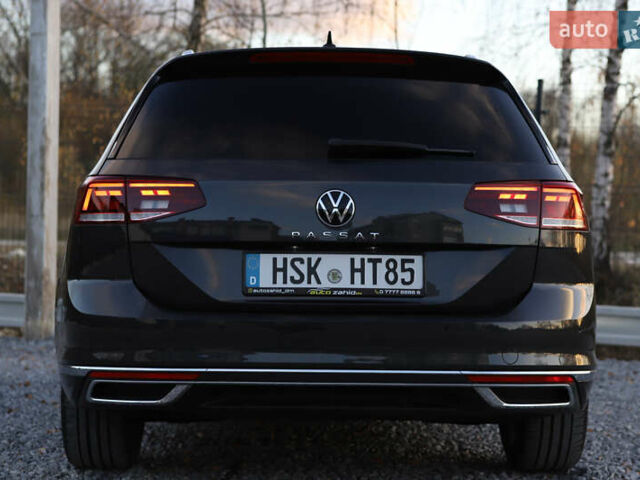 Серый Фольксваген Пассат, объемом двигателя 1.97 л и пробегом 65 тыс. км за 31900 $, фото 20 на Automoto.ua