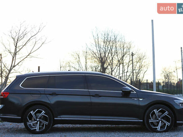 Серый Фольксваген Пассат, объемом двигателя 1.97 л и пробегом 65 тыс. км за 31900 $, фото 5 на Automoto.ua