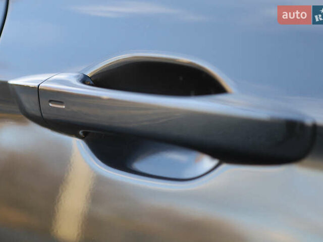 Серый Фольксваген Пассат, объемом двигателя 1.97 л и пробегом 65 тыс. км за 31900 $, фото 33 на Automoto.ua