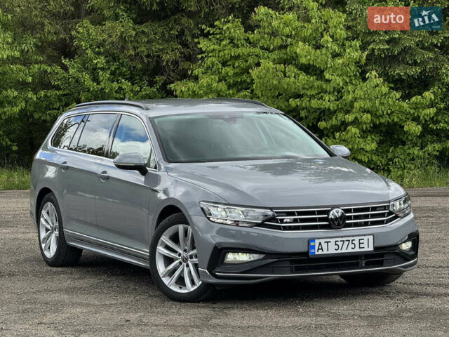 Серый Фольксваген Пассат, объемом двигателя 1.97 л и пробегом 30 тыс. км за 32999 $, фото 1 на Automoto.ua