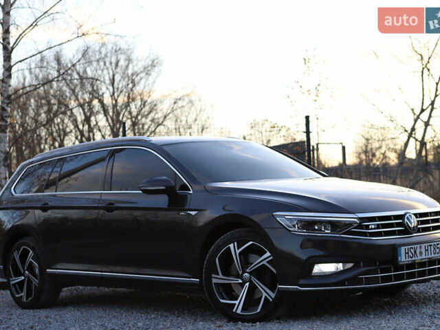 Серый Фольксваген Пассат, объемом двигателя 1.97 л и пробегом 65 тыс. км за 31900 $, фото 1 на Automoto.ua