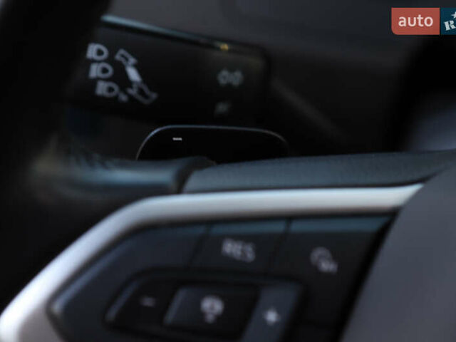 Серый Фольксваген Пассат, объемом двигателя 1.97 л и пробегом 65 тыс. км за 31900 $, фото 71 на Automoto.ua