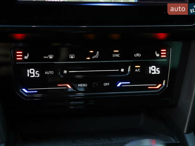 Серый Фольксваген Пассат, объемом двигателя 1.97 л и пробегом 65 тыс. км за 31900 $, фото 85 на Automoto.ua