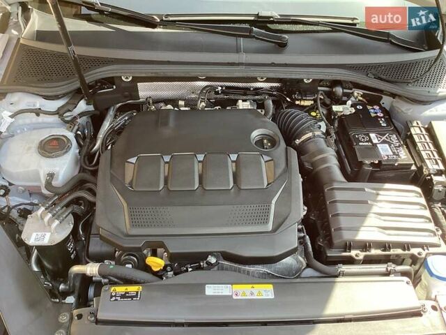 Серый Фольксваген Пассат, объемом двигателя 2 л и пробегом 21 тыс. км за 36500 $, фото 12 на Automoto.ua