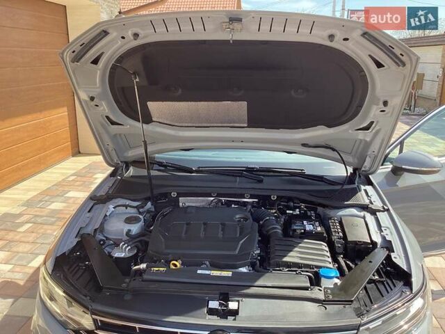 Серый Фольксваген Пассат, объемом двигателя 2 л и пробегом 21 тыс. км за 36500 $, фото 11 на Automoto.ua