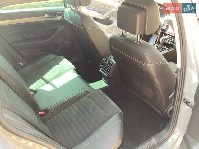 Серый Фольксваген Пассат, объемом двигателя 2 л и пробегом 21 тыс. км за 36500 $, фото 17 на Automoto.ua