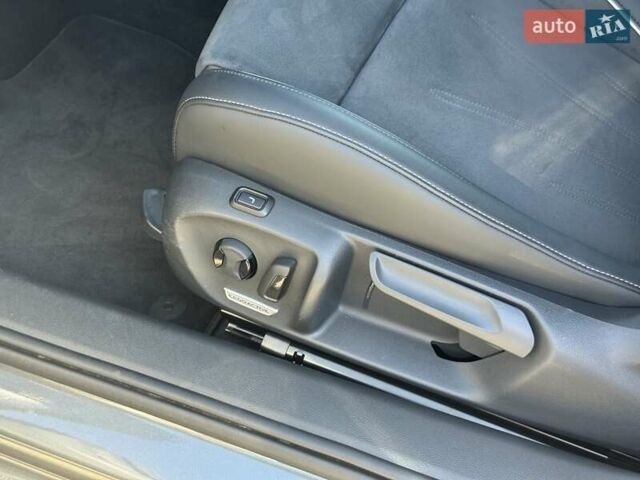 Серый Фольксваген Пассат, объемом двигателя 1.5 л и пробегом 11 тыс. км за 39300 $, фото 14 на Automoto.ua
