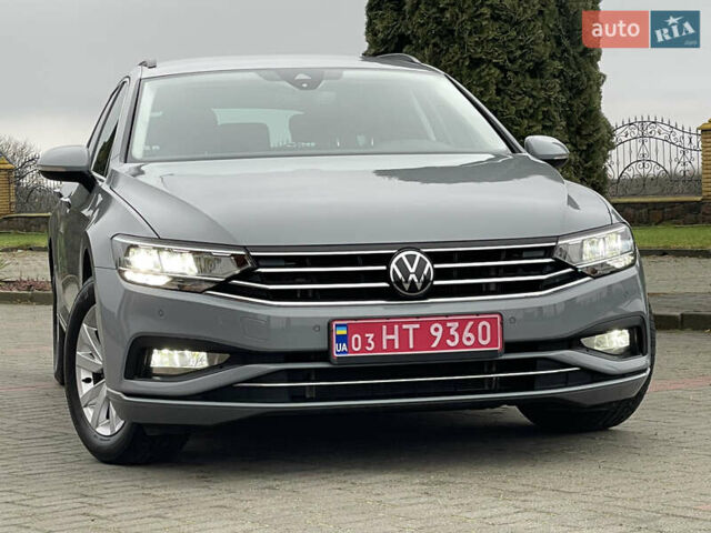 Серый Фольксваген Пассат, объемом двигателя 2 л и пробегом 105 тыс. км за 23599 $, фото 99 на Automoto.ua